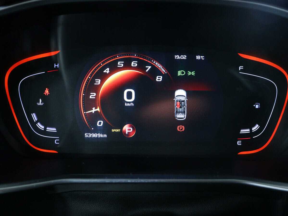 Купить Geely Coolray с пробегом. Фото: #8