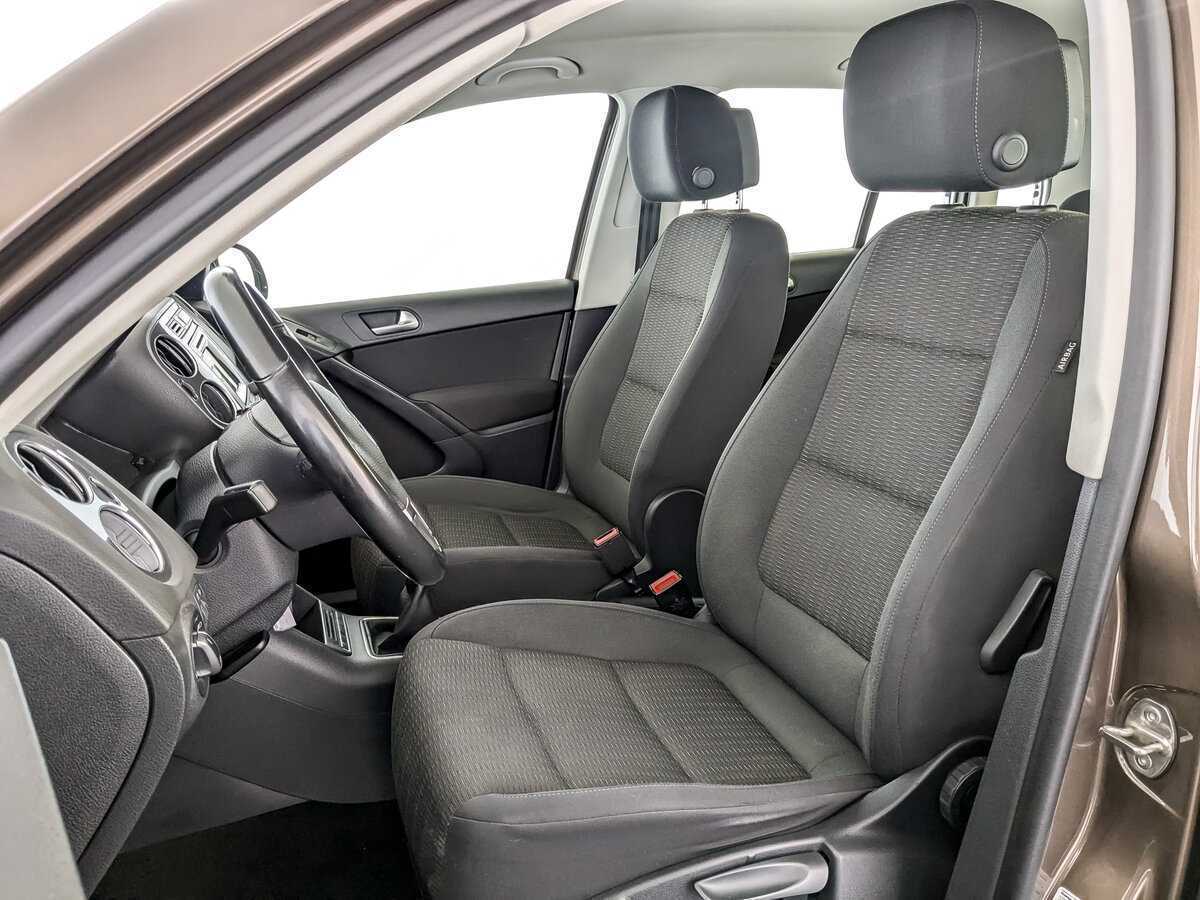 Купить Volkswagen Tiguan с пробегом. Фото: #19