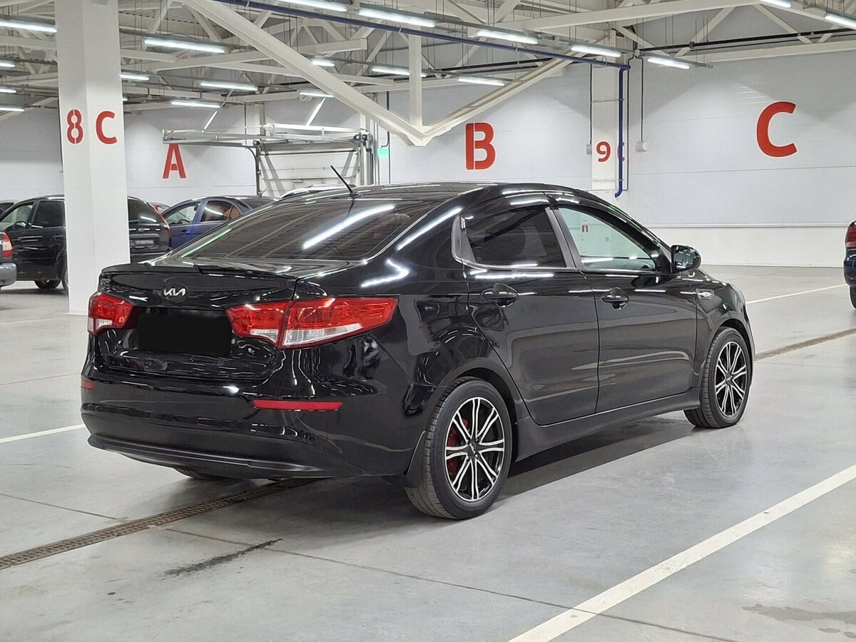 Купить Kia Rio с пробегом. Фото: #4