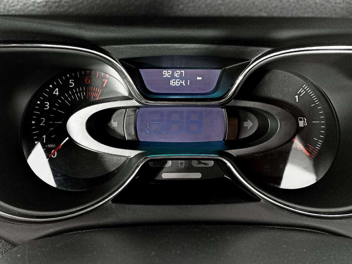 Купить Renault Kaptur с пробегом. Фото: #10