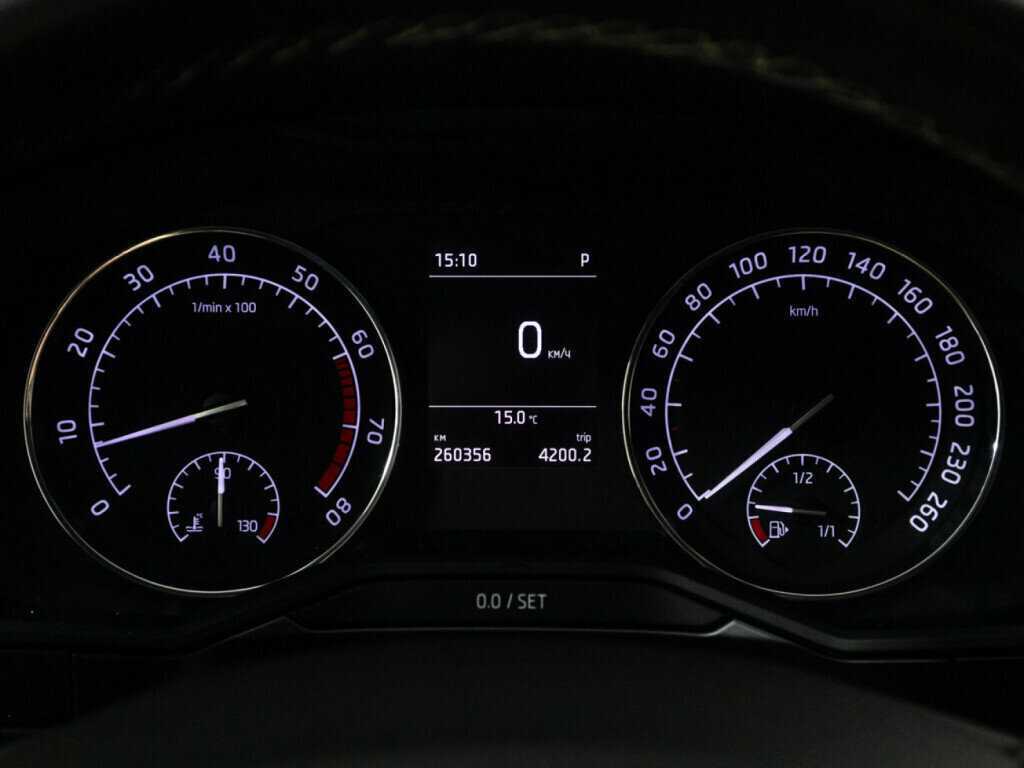 Купить Skoda Superb с пробегом. Фото: #9