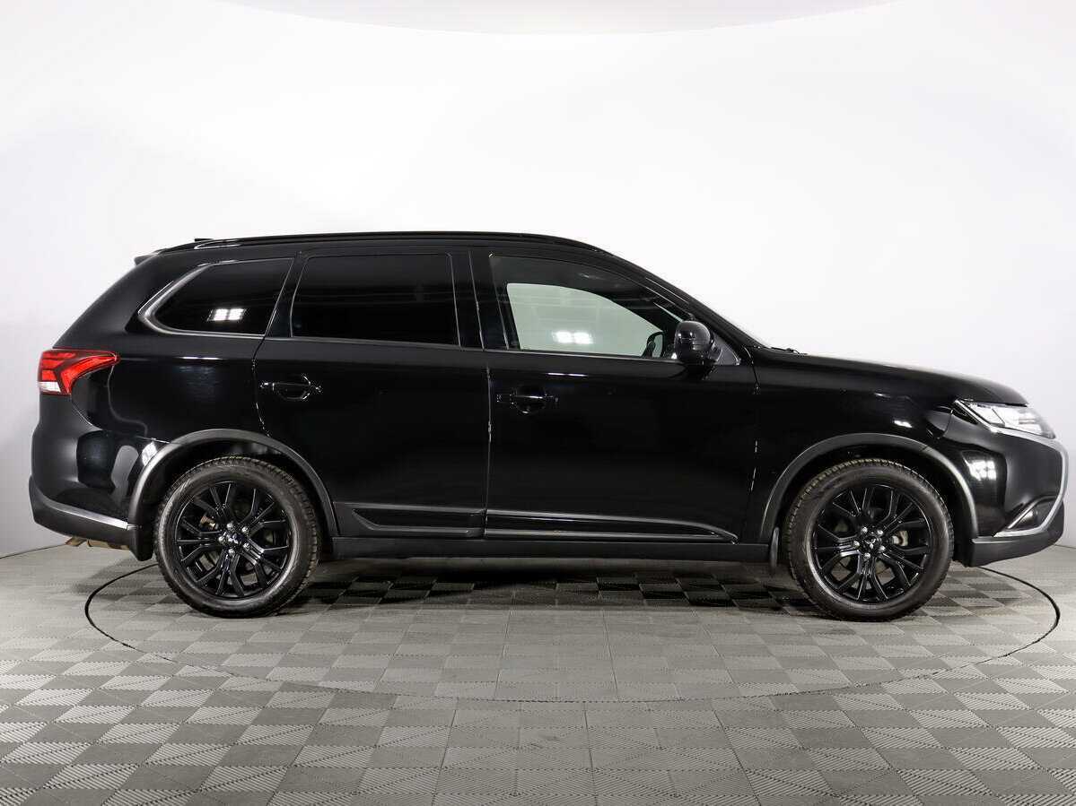 Купить Mitsubishi Outlander с пробегом. Фото: #3