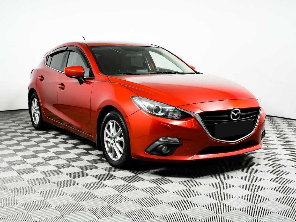 Купить Mazda 3 с пробегом. Фото: #2