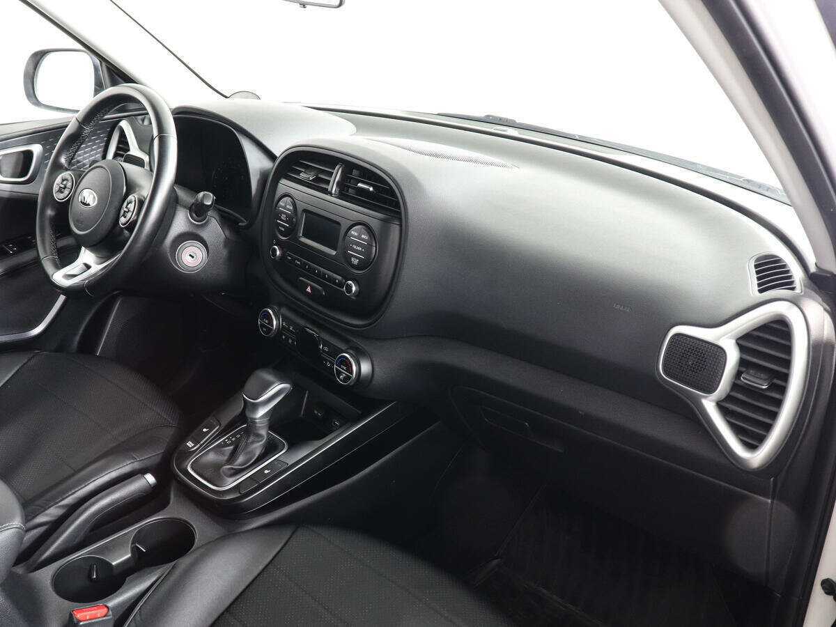 Купить Kia Soul с пробегом. Фото: #9