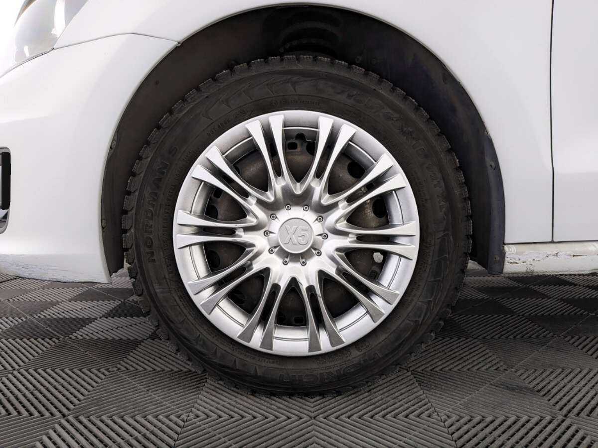 Купить Volkswagen Polo с пробегом. Фото: #10