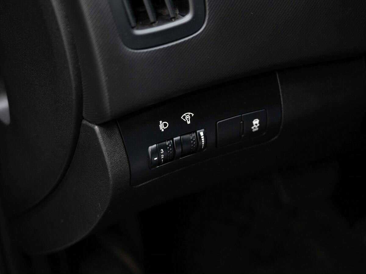 Купить Kia Ceed с пробегом. Фото: #17