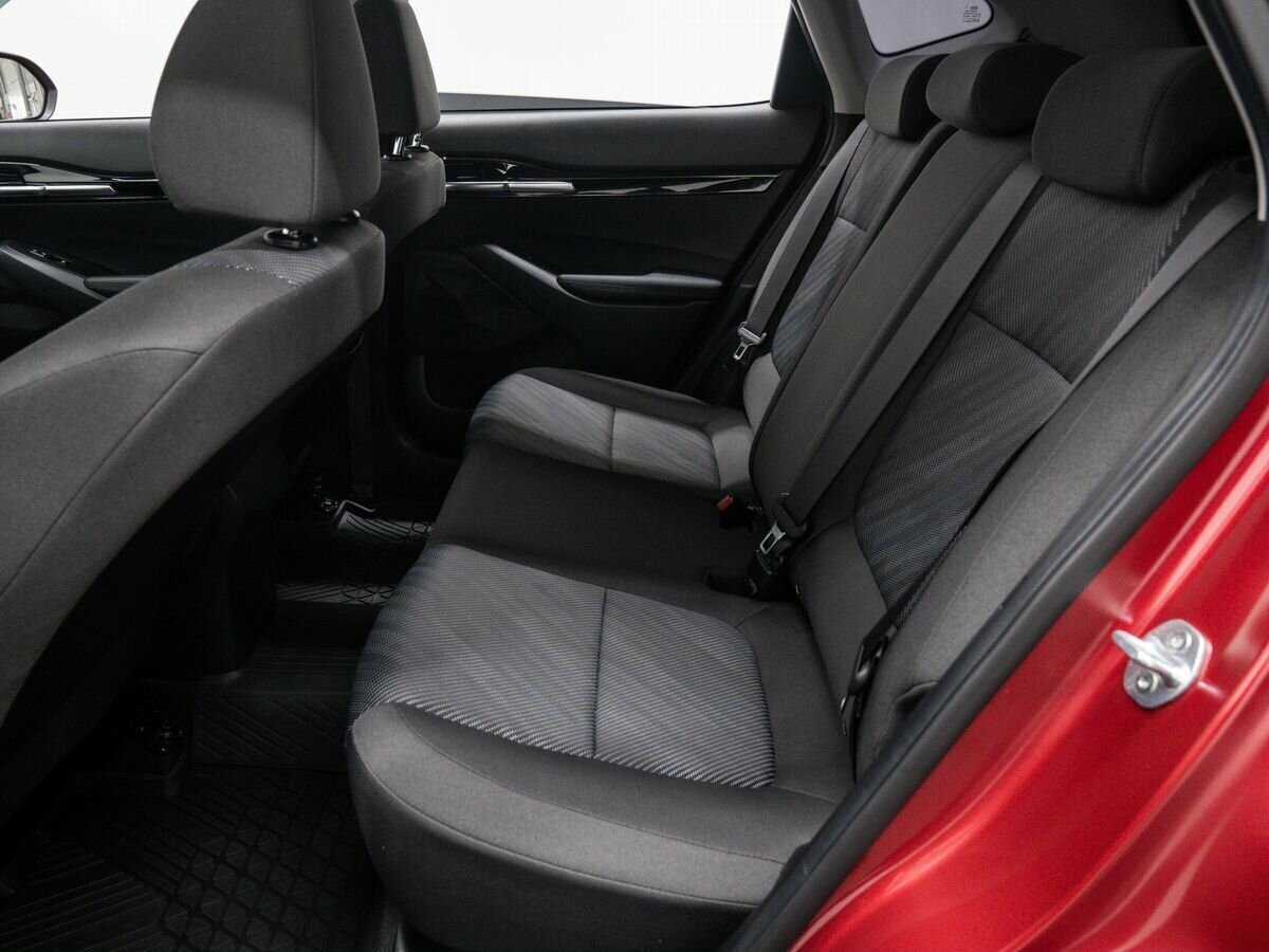 Купить Kia Seltos с пробегом. Фото: #11