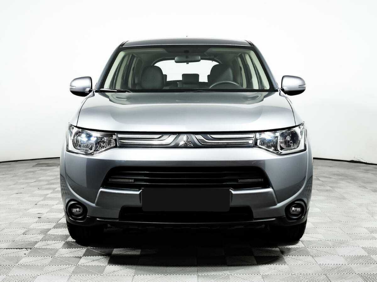 Купить Mitsubishi Outlander с пробегом. Фото: #1