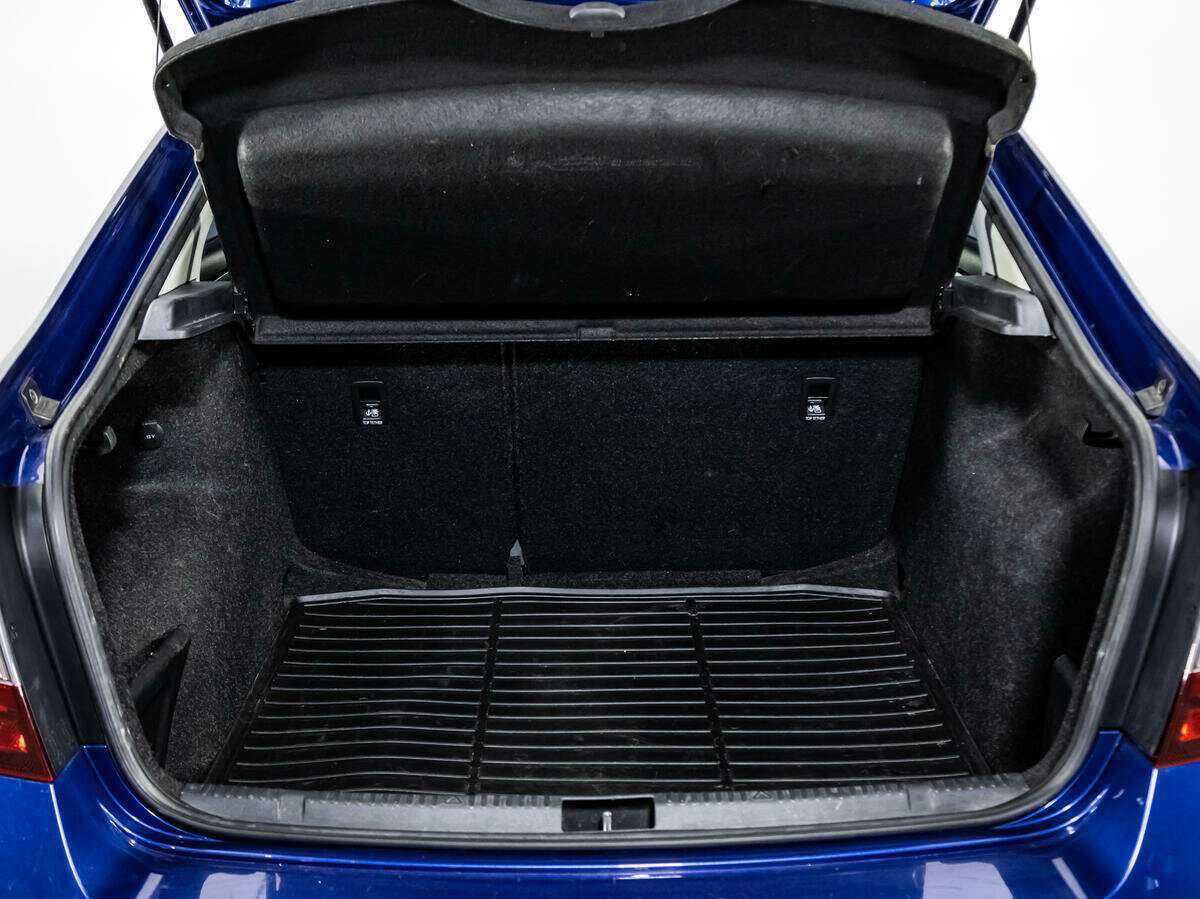 Купить Skoda Rapid с пробегом. Фото: #15