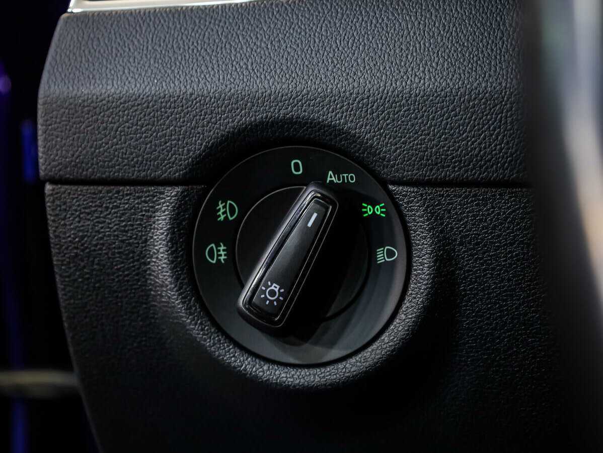 Купить Skoda Octavia с пробегом. Фото: #16