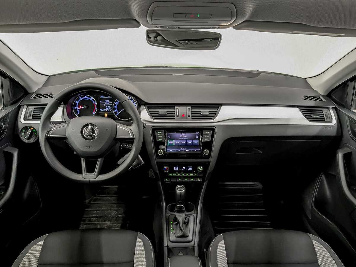 Купить Skoda Rapid с пробегом. Фото: #13