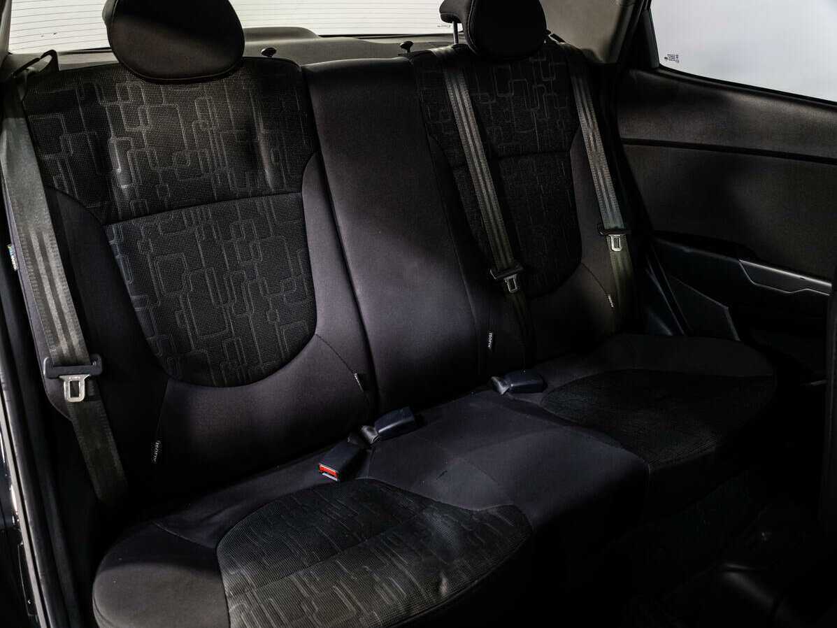 Купить Kia Rio с пробегом. Фото: #7