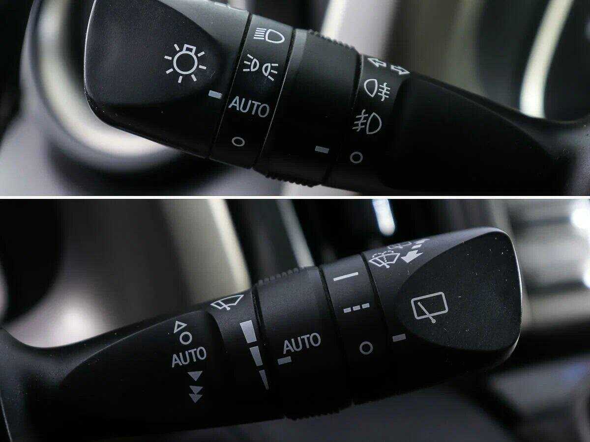 Купить Toyota RAV4 с пробегом. Фото: #17