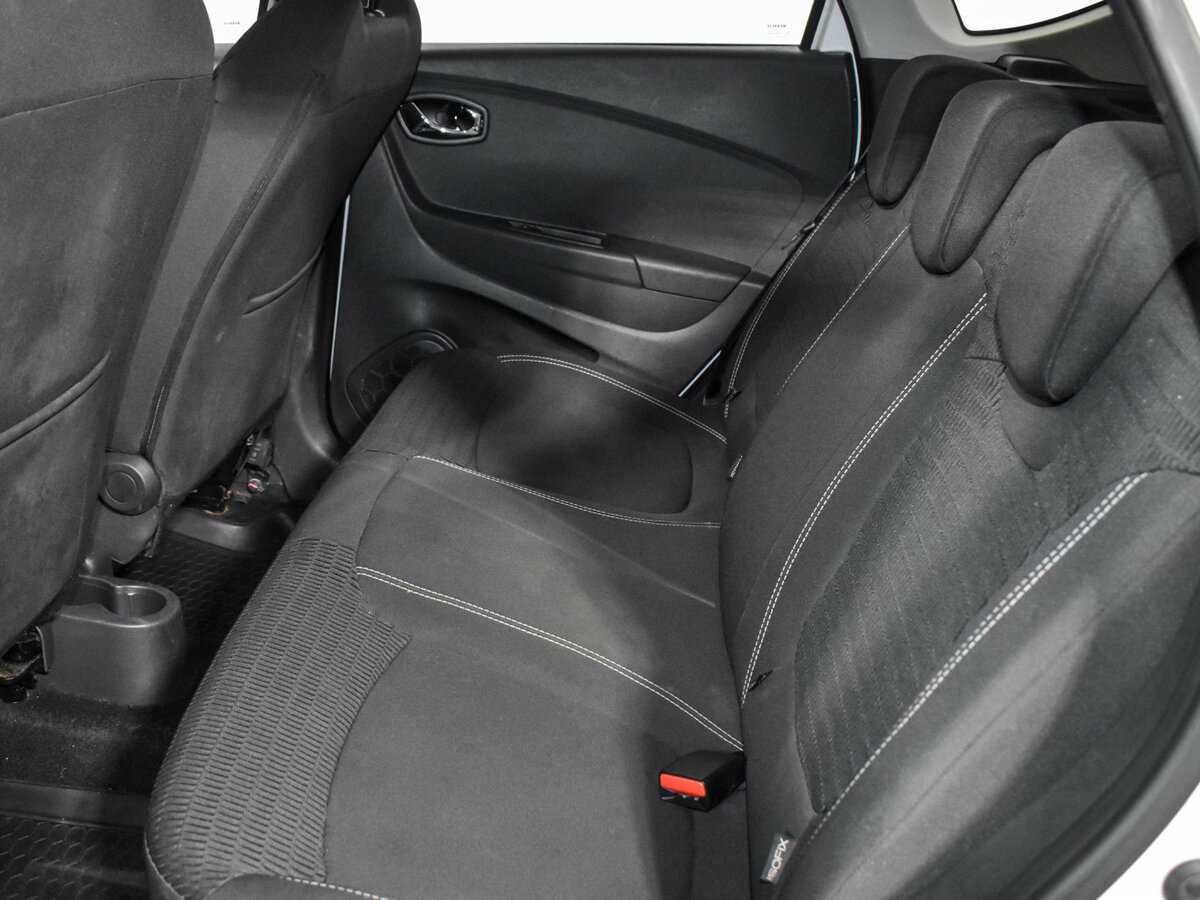 Купить Renault Kaptur с пробегом. Фото: #10