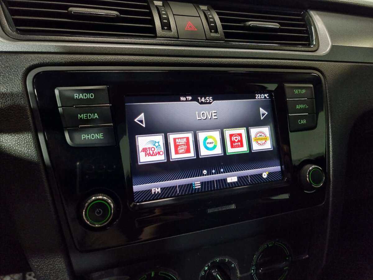 Купить Skoda Rapid с пробегом. Фото: #14