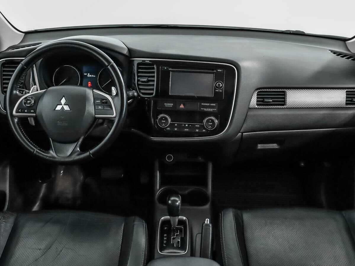 Купить Mitsubishi Outlander с пробегом. Фото: #13