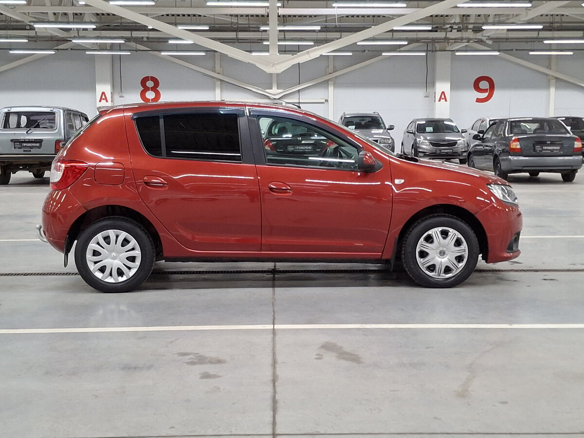 Купить Renault Sandero с пробегом. Фото: #3