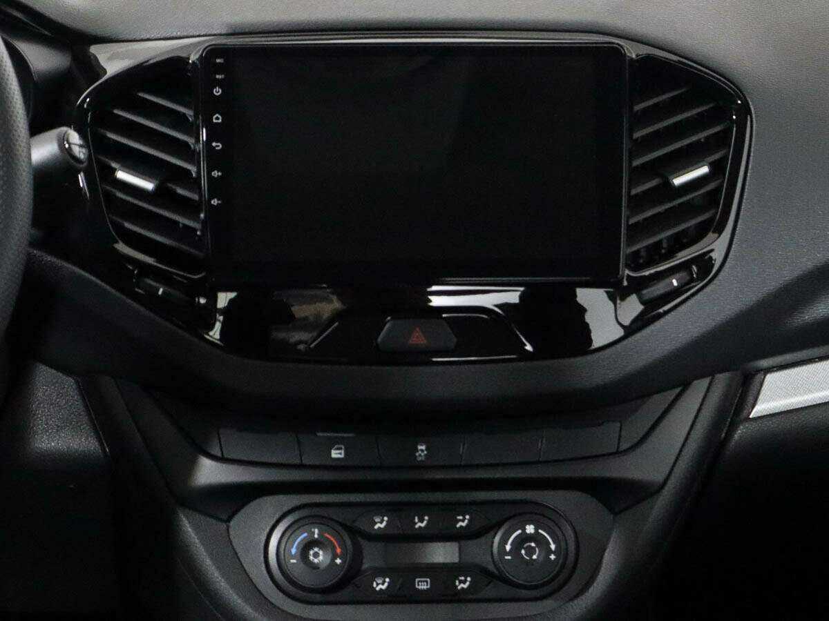 Купить Lada (ВАЗ) Vesta с пробегом. Фото: #10