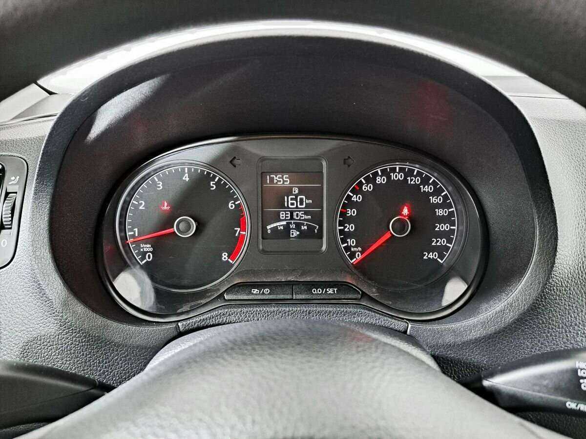 Купить Volkswagen Polo с пробегом. Фото: #9