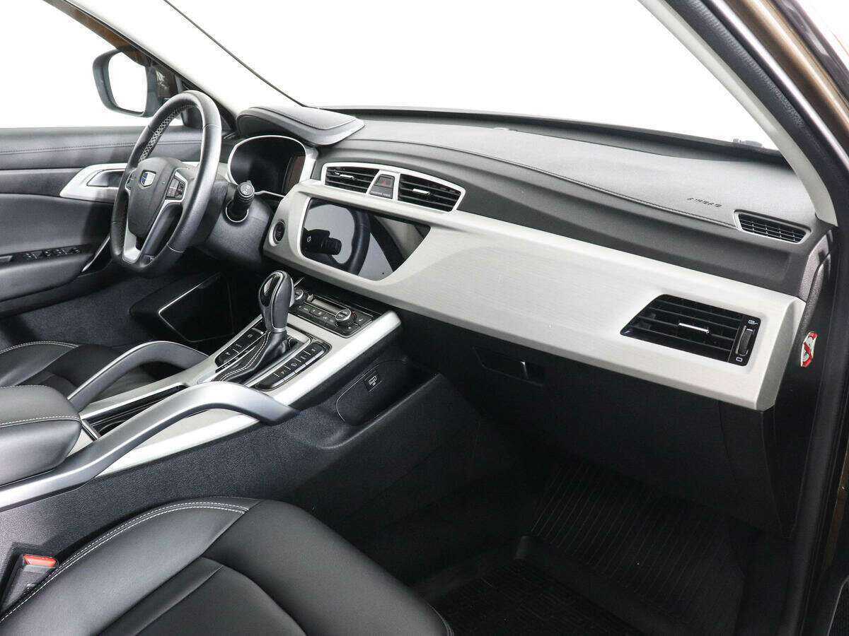 Купить Geely Atlas с пробегом. Фото: #9