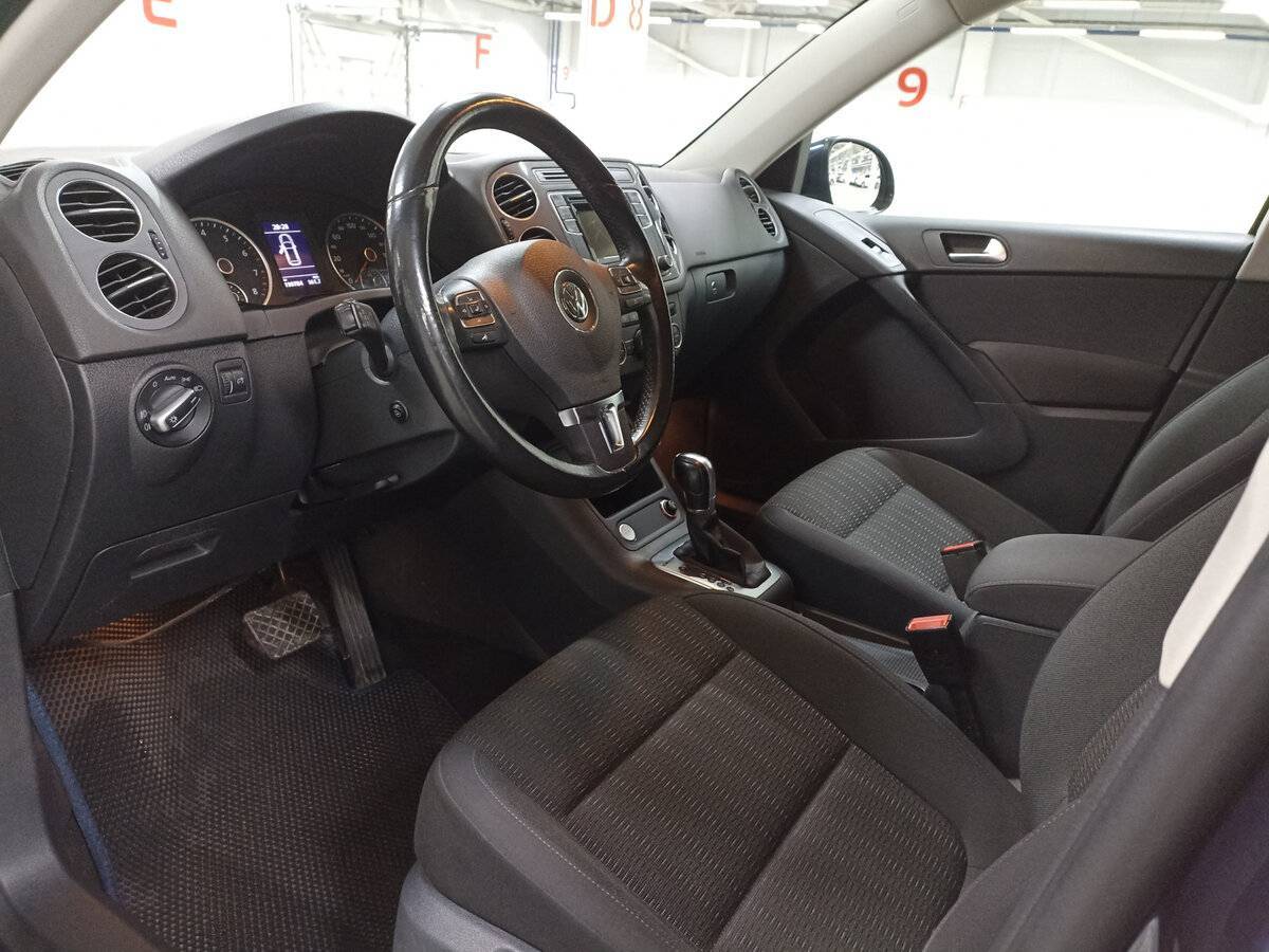 Купить Volkswagen Tiguan с пробегом. Фото: #15