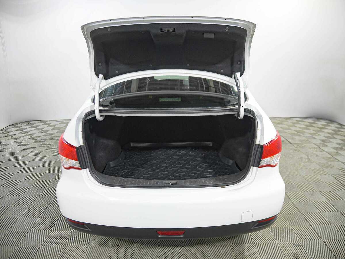 Купить Nissan Almera с пробегом. Фото: #11