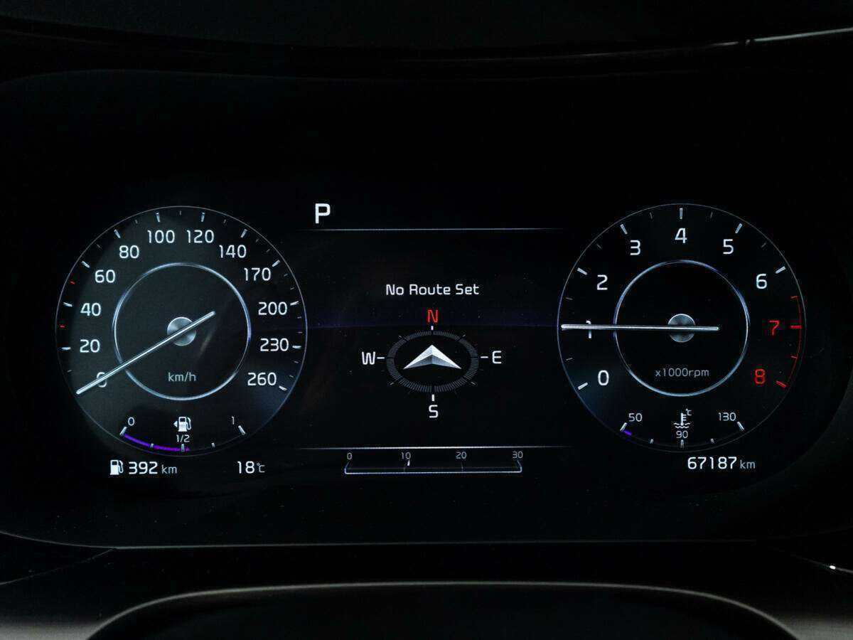 Купить Kia K5 с пробегом. Фото: #11