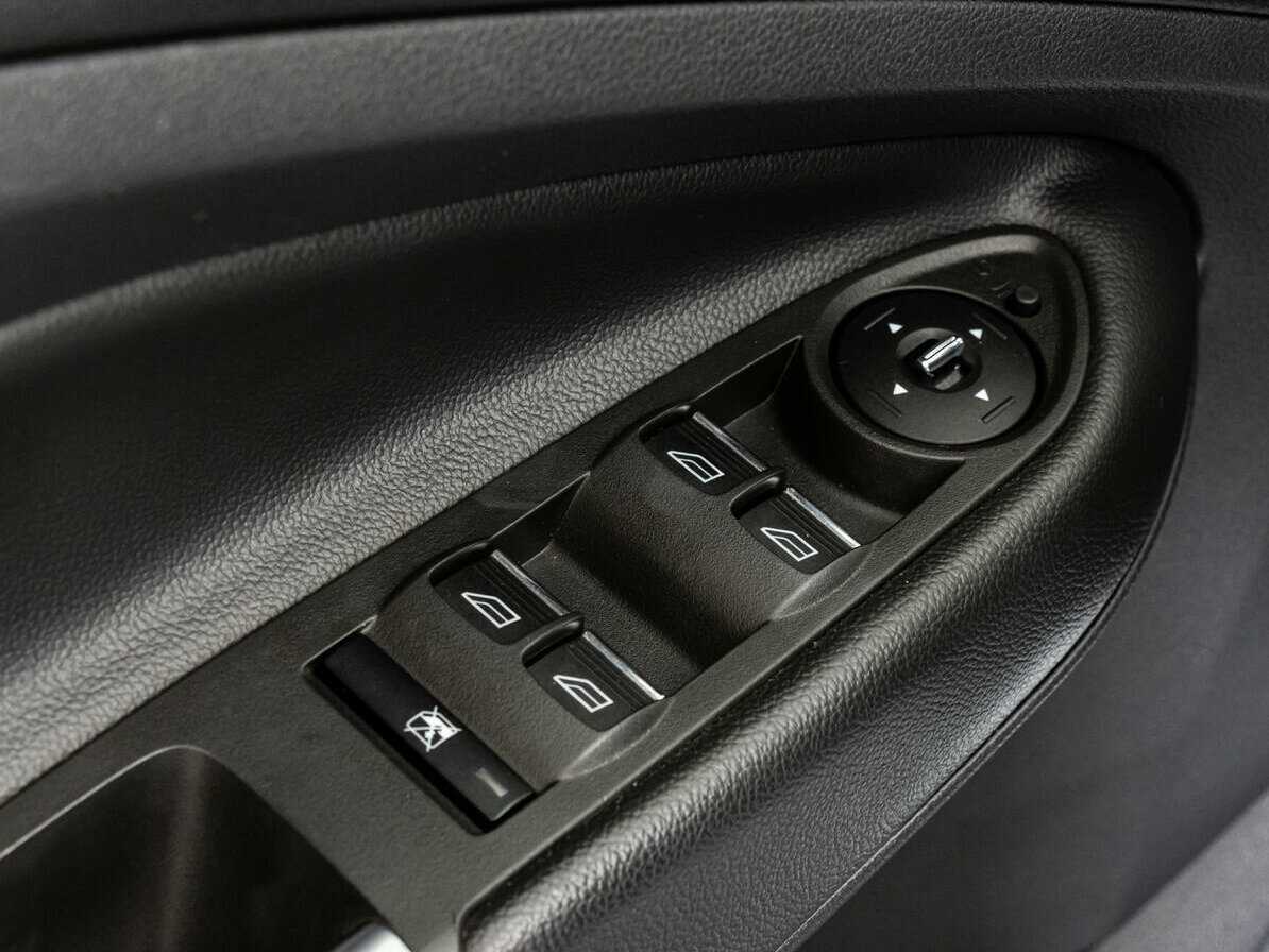 Купить Ford Kuga с пробегом. Фото: #14