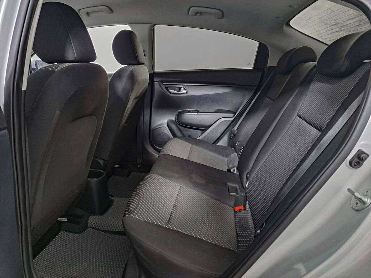 Купить Kia Rio с пробегом. Фото: #7