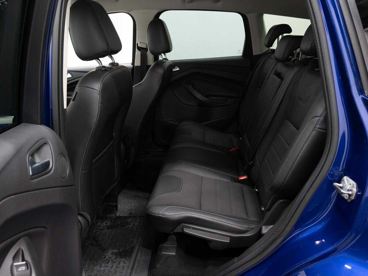 Купить Ford Kuga с пробегом. Фото: #9