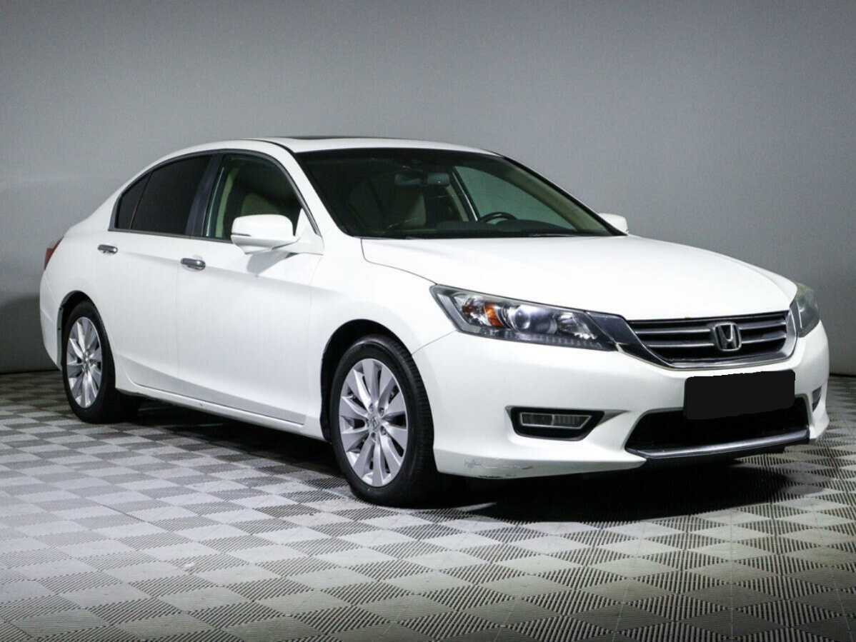 Купить Honda Accord с пробегом. Фото: #2