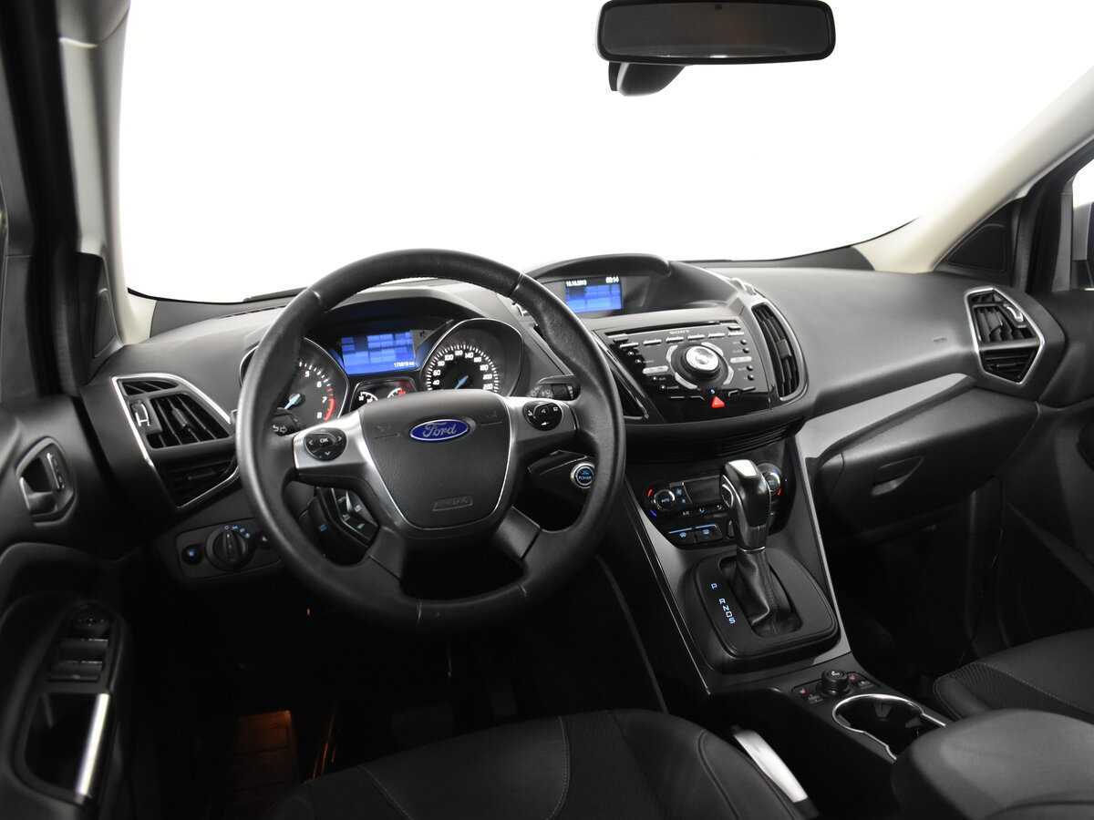 Купить Ford Kuga с пробегом. Фото: #8
