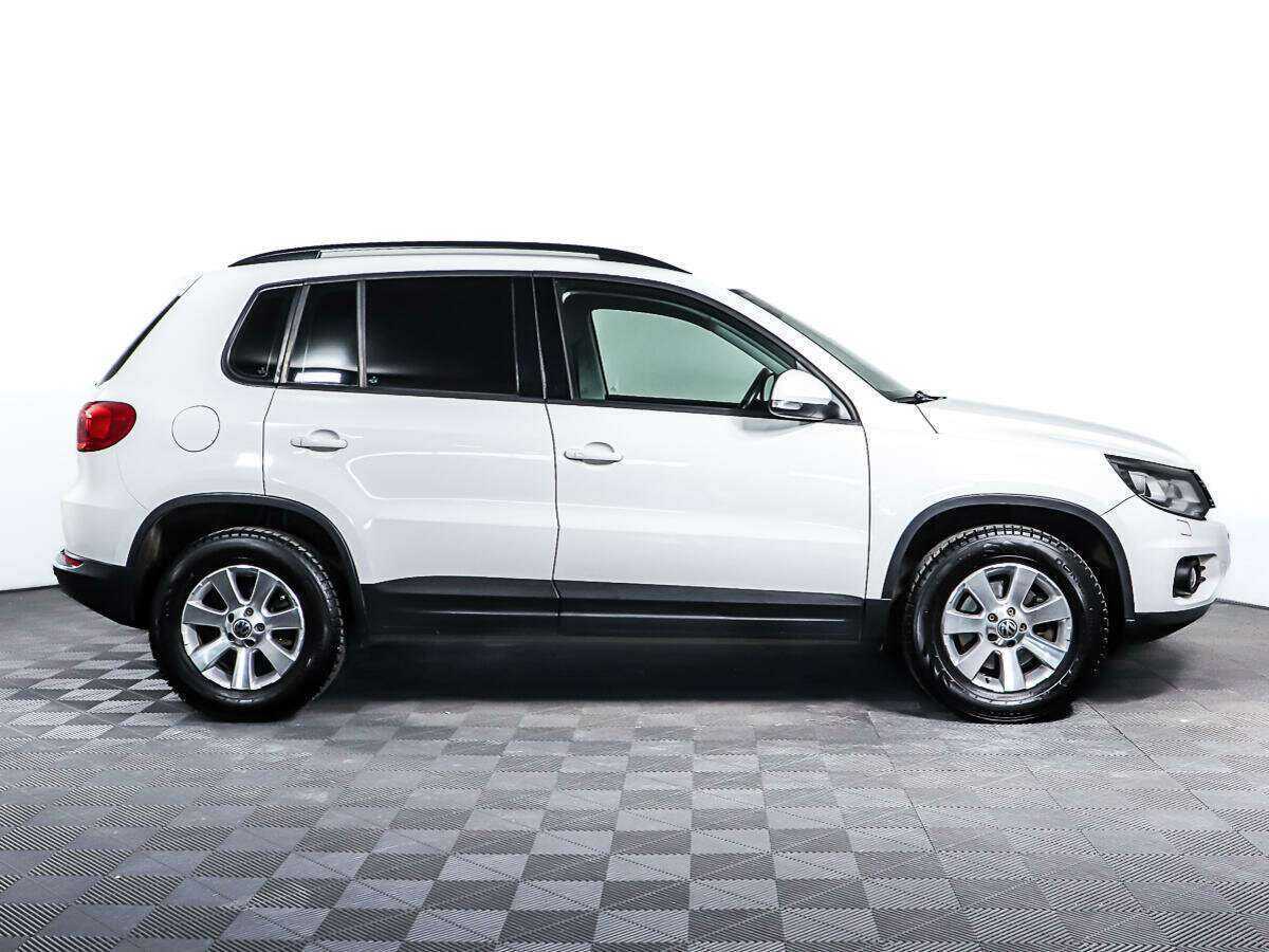 Купить Volkswagen Tiguan с пробегом. Фото: #3