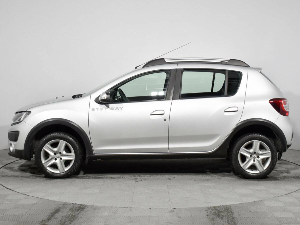 Купить Renault Sandero с пробегом. Фото: #7