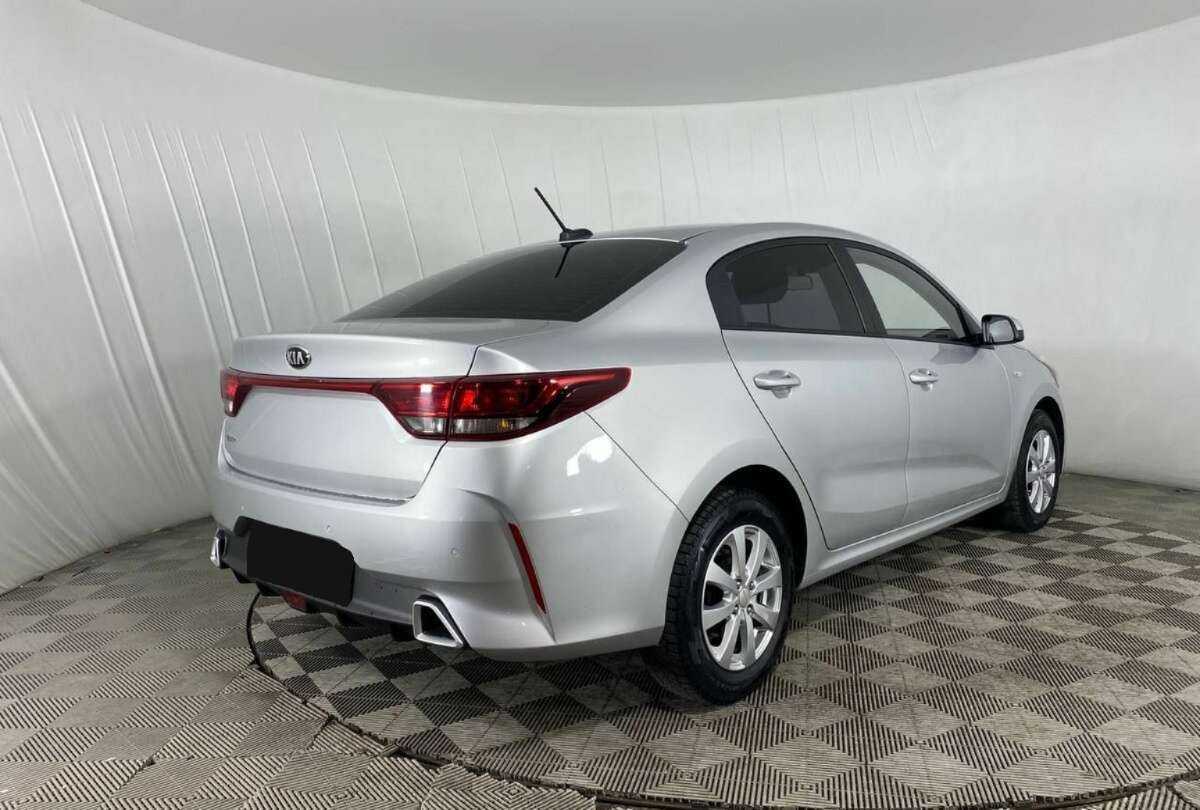 Купить Kia Rio с пробегом. Фото: #4