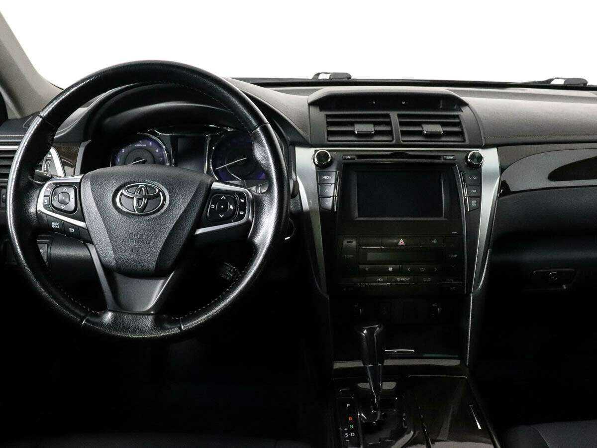 Купить Toyota Camry с пробегом. Фото: #9