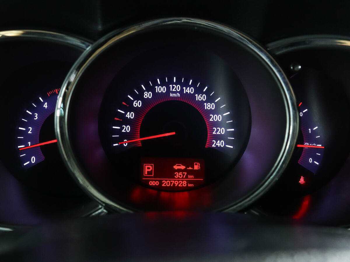 Купить Kia Sorento с пробегом. Фото: #9