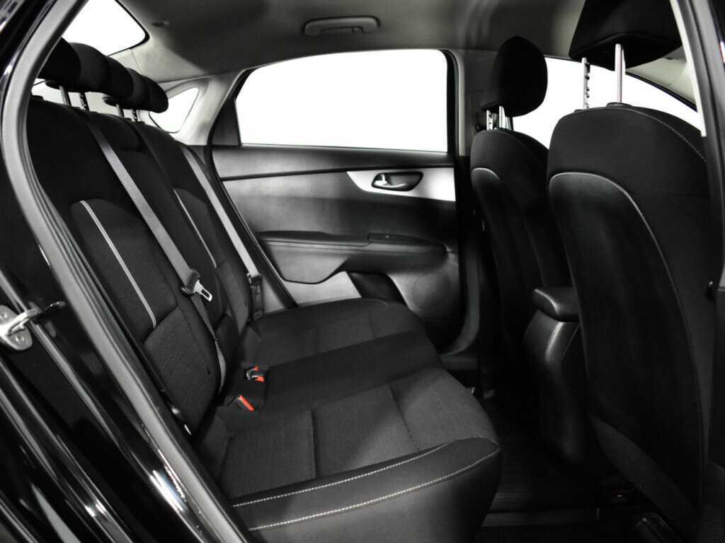Купить Kia Cerato с пробегом. Фото: #9