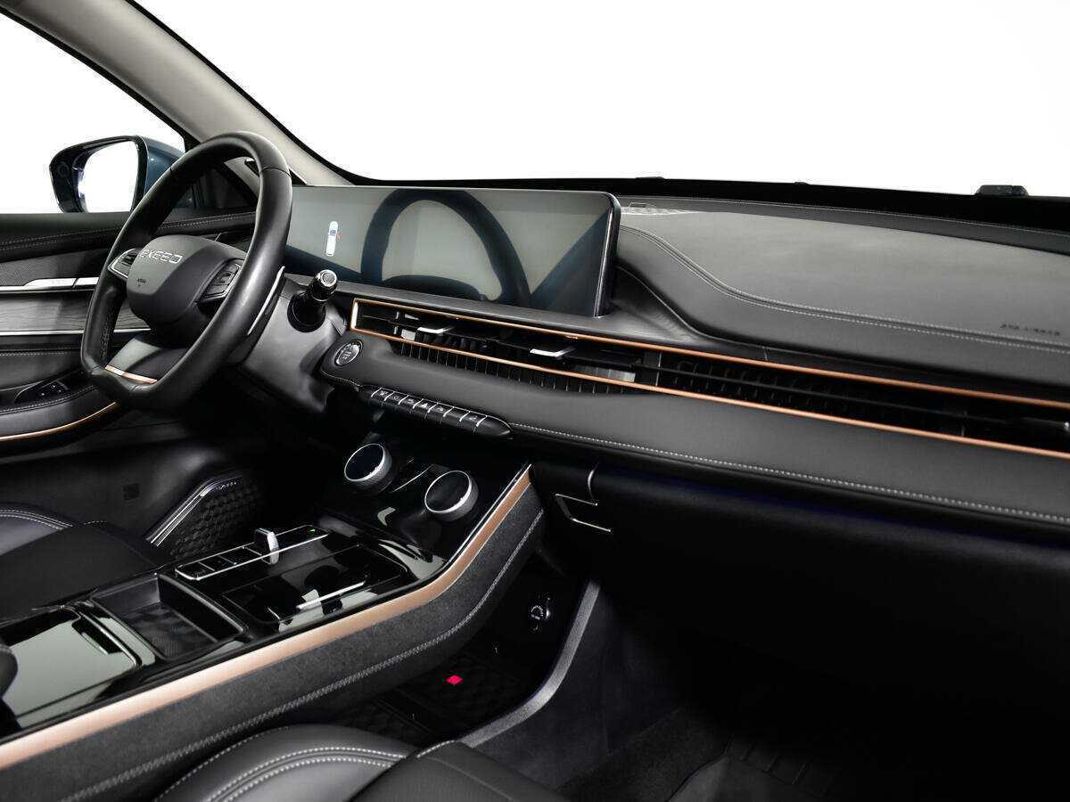 Купить EXEED LX с пробегом. Фото: #6