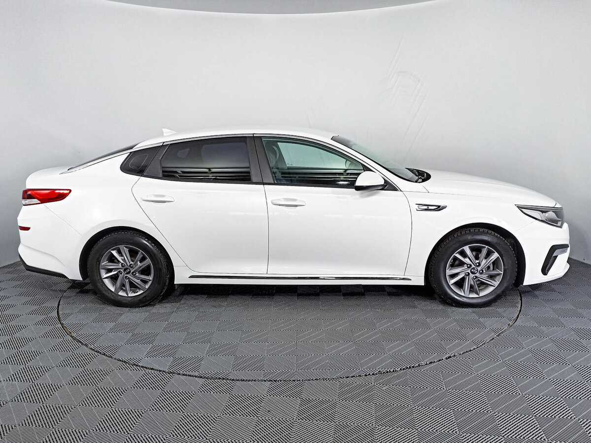 Купить Kia K5 с пробегом. Фото: #3