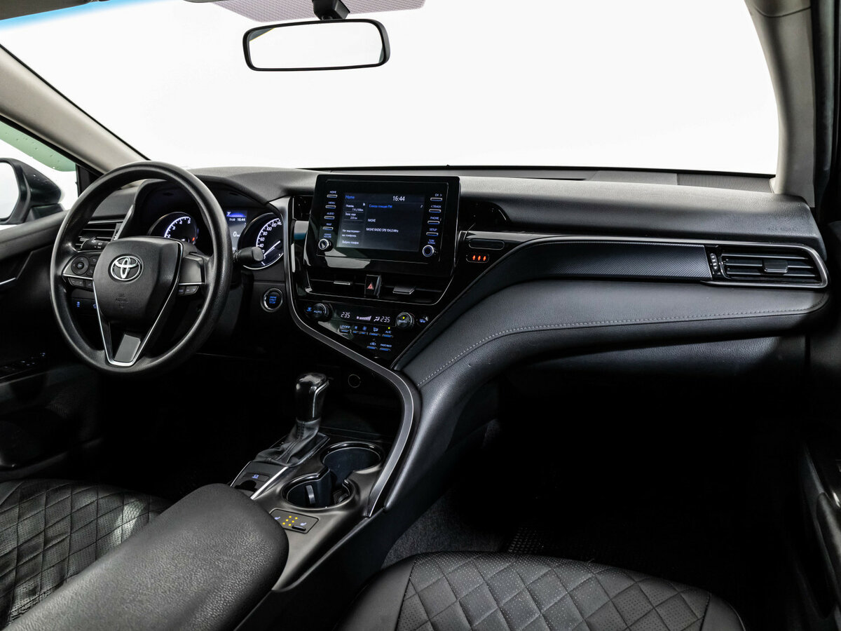 Купить Toyota Camry с пробегом. Фото: #6