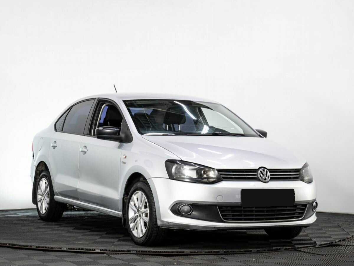 Купить Volkswagen Polo с пробегом. Фото: #2