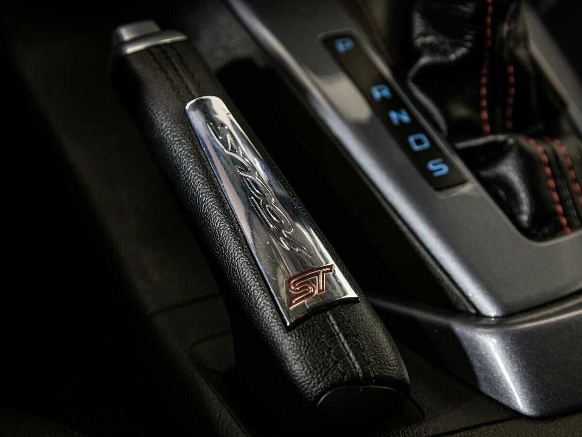 Купить Ford Focus с пробегом. Фото: #16