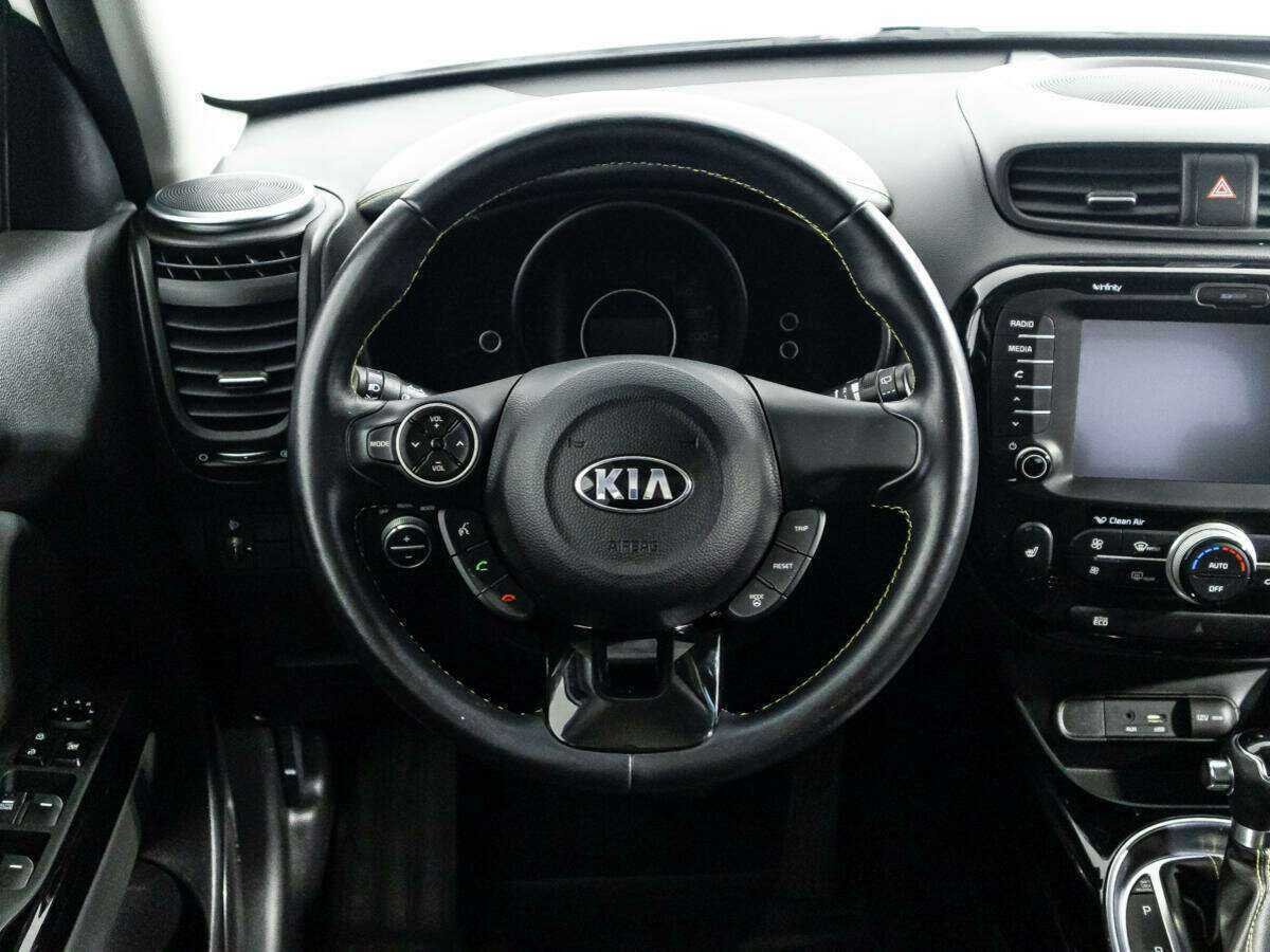 Купить Kia Soul с пробегом. Фото: #15
