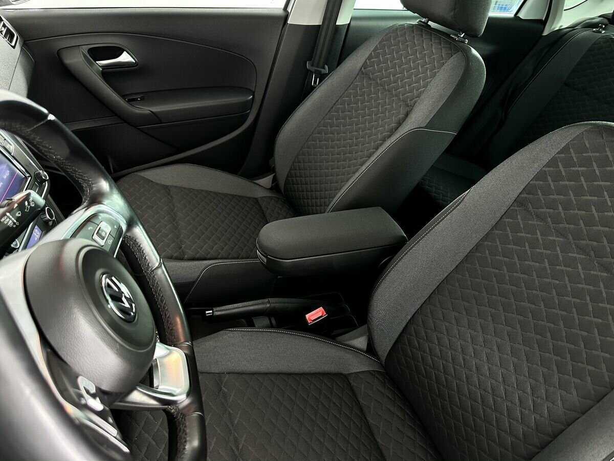 Купить Volkswagen Polo с пробегом. Фото: #7