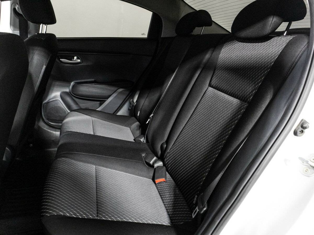 Купить Kia Rio с пробегом. Фото: #9