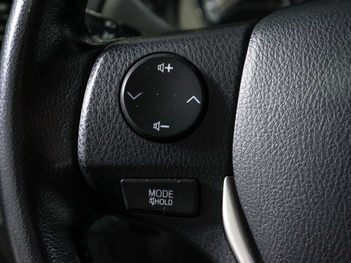 Купить Toyota Corolla с пробегом. Фото: #12