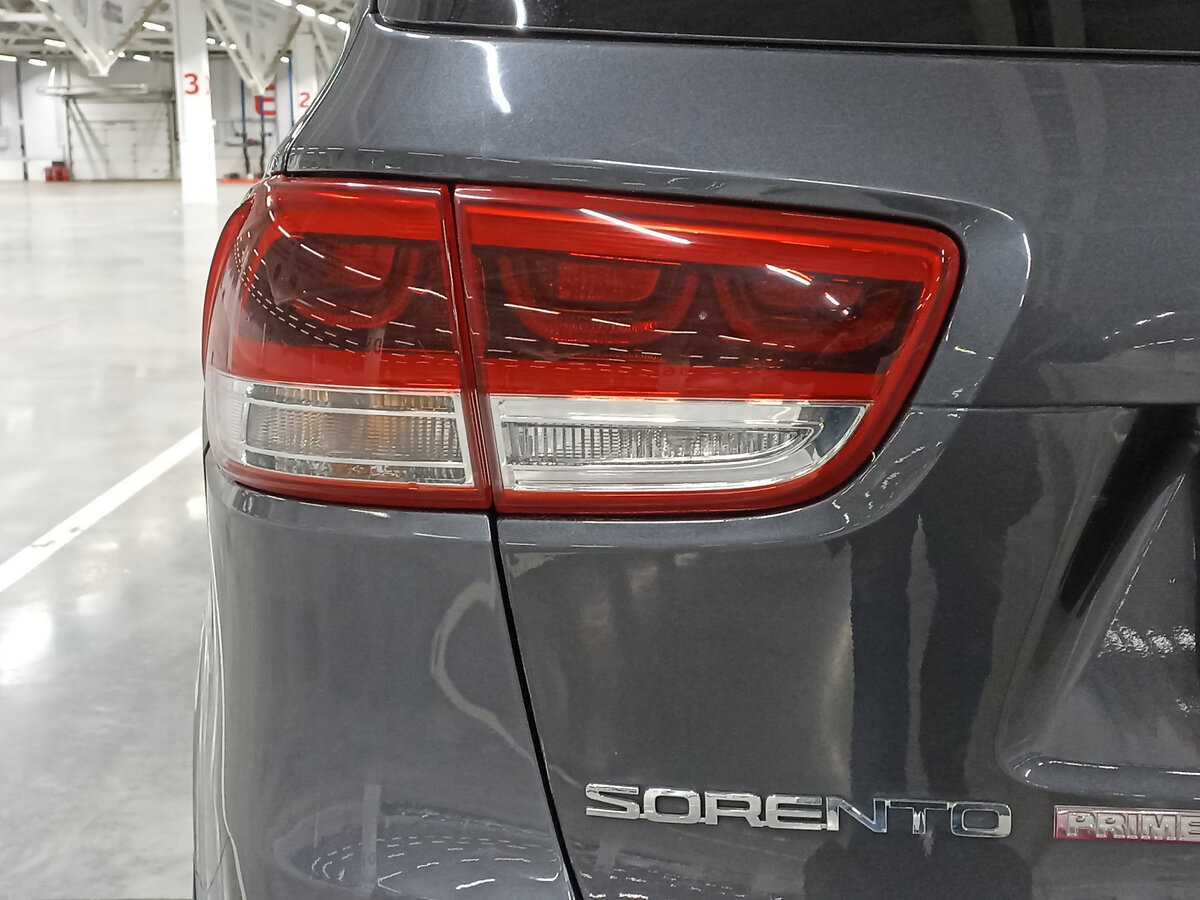 Купить Kia Sorento с пробегом. Фото: #8