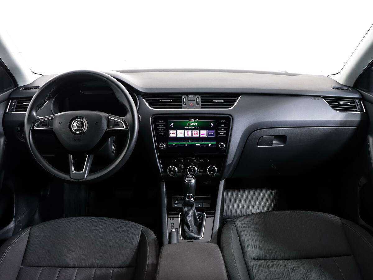 Купить Skoda Octavia с пробегом. Фото: #9