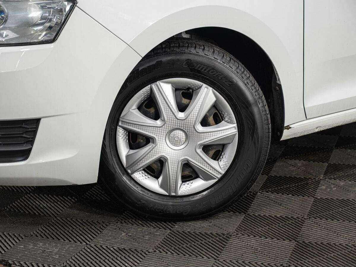 Купить Skoda Rapid с пробегом. Фото: #8